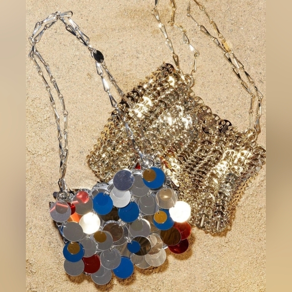 Rabanne Iconic 1969 Chainmail Shoulder Bag in light gold - Picture 8 of 12